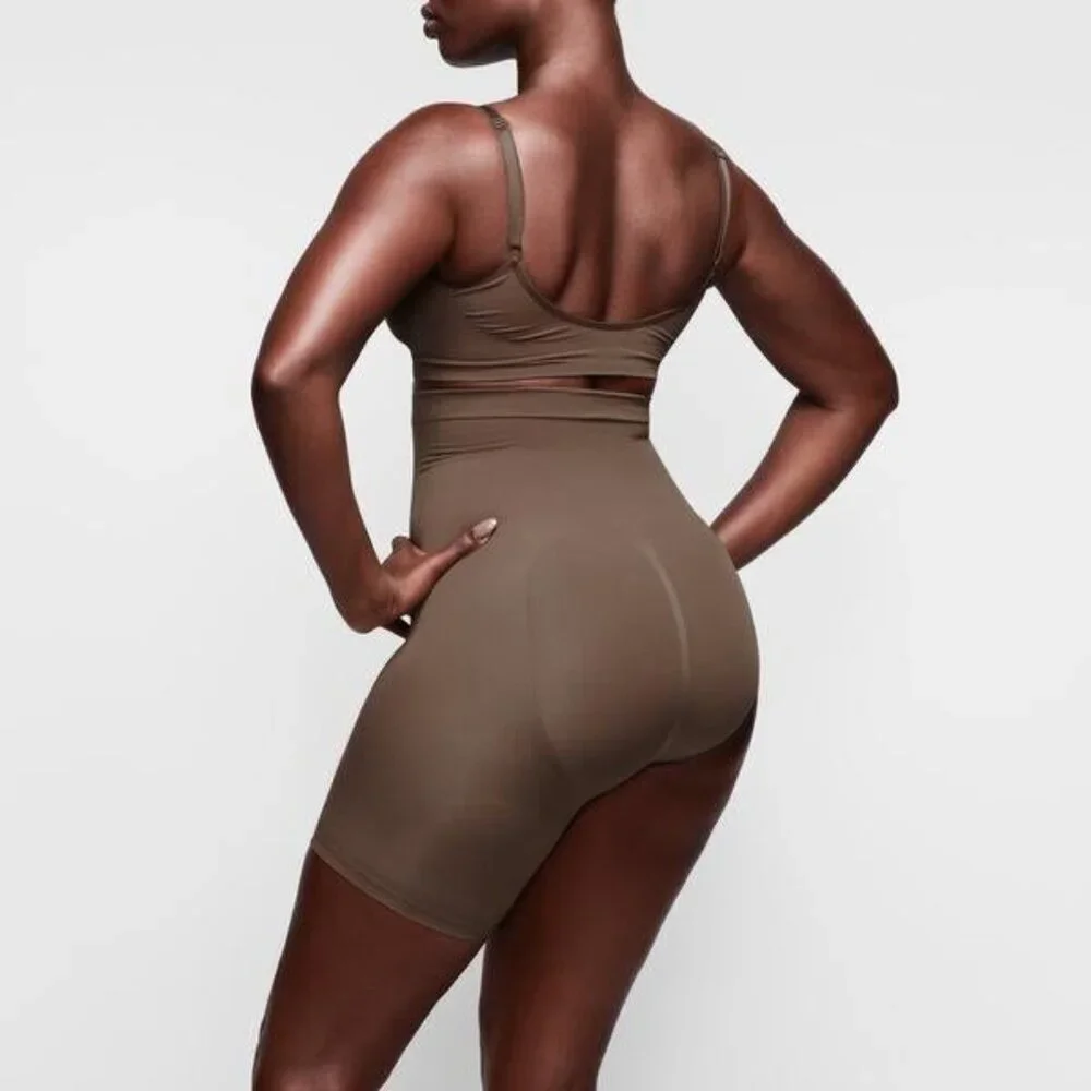 SKIMS Solution Short #2 NEW Shapewear Right Leg Exposed Oxide‎ XXS/XS